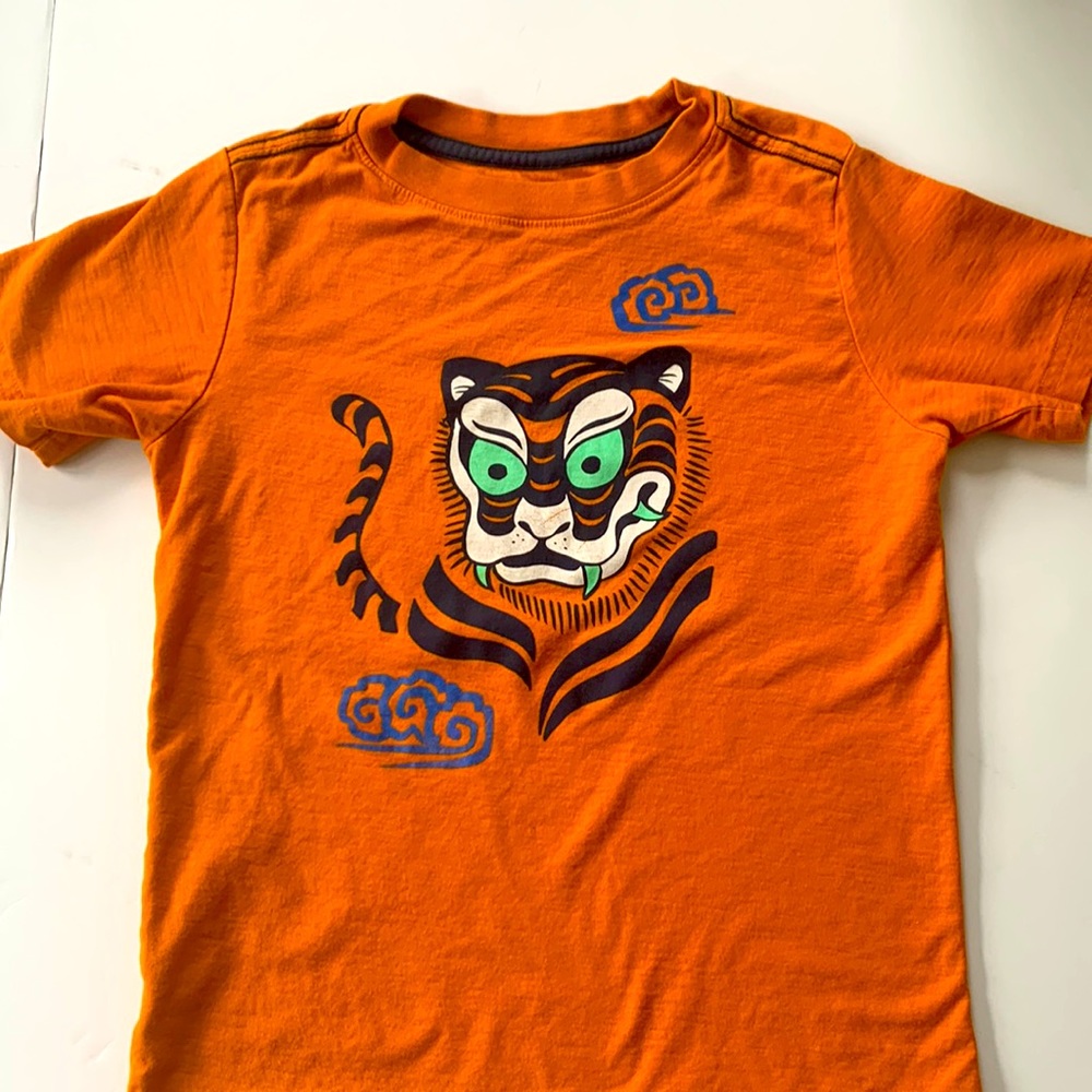 Tea collection - boys Tshirt (size 7)